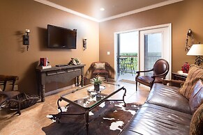 Rio Hacienda Vg306 3 Bedroom Condo by RedAwning