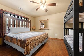 Timeless Memories Lodge 6 Bedroom Cabin by RedAwning