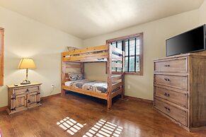 Makin Memories Lodge 6 Bedroom Cabin by Redawning