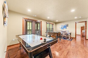 Makin Memories Lodge 6 Bedroom Cabin by RedAwning