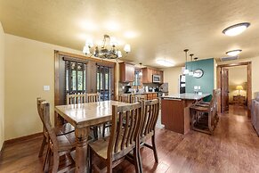 Makin Memories Lodge 6 Bedroom Cabin by RedAwning