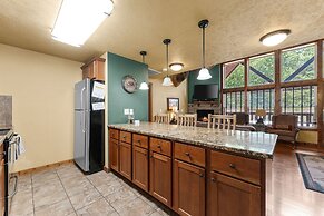 Makin Memories Lodge 6 Bedroom Cabin by RedAwning
