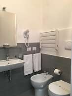 Vatican Central Suites