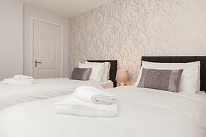 Duloch Apartments TP