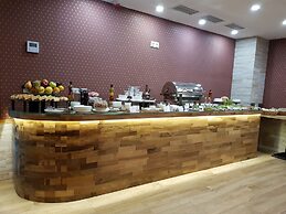 Redline Hotel