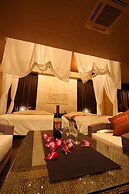 Hotel & Resort BaliAn Tomei Kawasaki IC - Adults Only