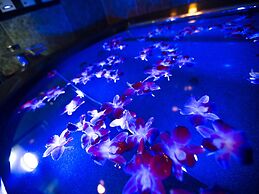 Hotel & Resort BaliAn Tomei Kawasaki IC - Adults Only