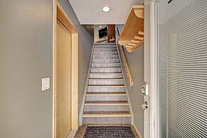 732b Meadow Creek 2 Bedroom Townhouse by RedAwning