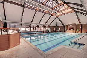 732b Meadow Creek 2 Bedroom Townhouse by RedAwning