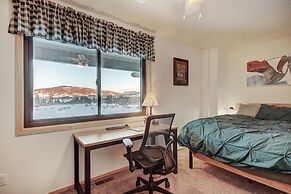 732b Meadow Creek 2 Bedroom Townhouse by RedAwning