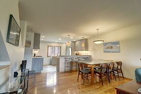 732b Meadow Creek 2 Bedroom Townhouse by RedAwning