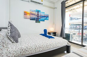 Cozy TownHouse HuaLampong