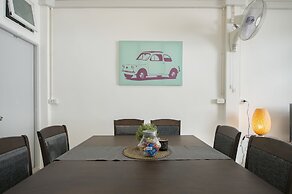 Cozy TownHouse HuaLampong