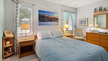 14 Snowside 2 Bedroom Condo by RedAwning