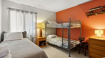 14 Snowside 2 Bedroom Condo by RedAwning