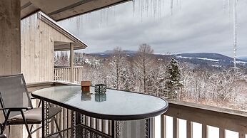 14 Snowside 2 Bedroom Condo by RedAwning