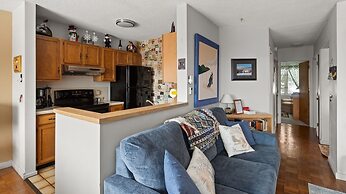 14 Snowside 2 Bedroom Condo by RedAwning