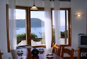 Karavos Sea View Apartments