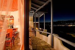 Karavos Sea View Apartments