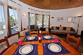 Karavos Sea View Apartments