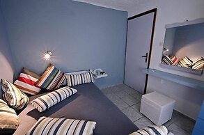 Karavos Sea View Apartments