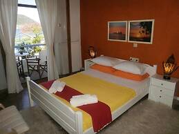 Karavos Sea View Apartments