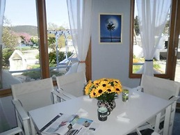 Karavos Sea View Apartments