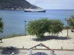 Karavos Sea View Apartments