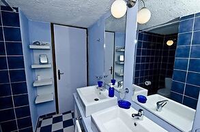 Karavos Sea View Apartments