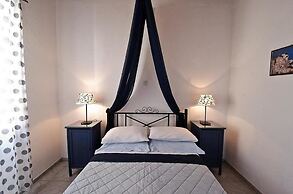 Karavos Sea View Apartments