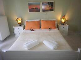 Karavos Sea View Apartments