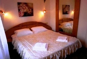 Karavos Sea View Apartments