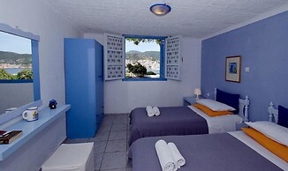 Karavos Sea View Apartments