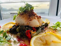 The Harbour House Hotel