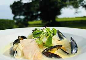 The Harbour House Hotel