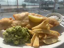 The Harbour House Hotel