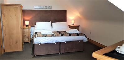 The Harbour House Hotel