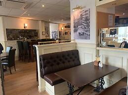 The Harbour House Hotel