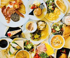 The Harbour House Hotel