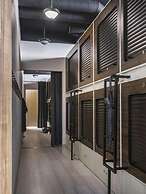 Capsule Hotel InterQUBE Tretyakovskaya