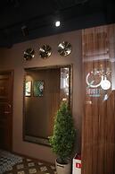 Capsule Hotel InterQUBE Tretyakovskaya