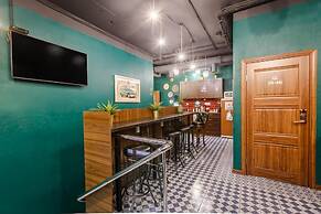 Capsule Hotel InterQUBE Tretyakovskaya