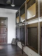 Capsule Hotel InterQUBE Tretyakovskaya