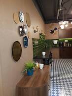 Capsule Hotel InterQUBE Tretyakovskaya