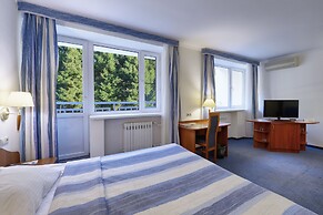 Atlas Park Hotel