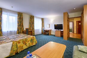 Atlas Park Hotel