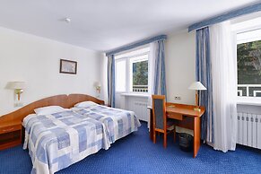 Atlas Park Hotel