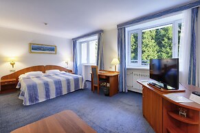Atlas Park Hotel