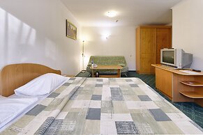 Atlas Park Hotel