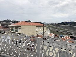 Brazil & France Hostel and House Inn